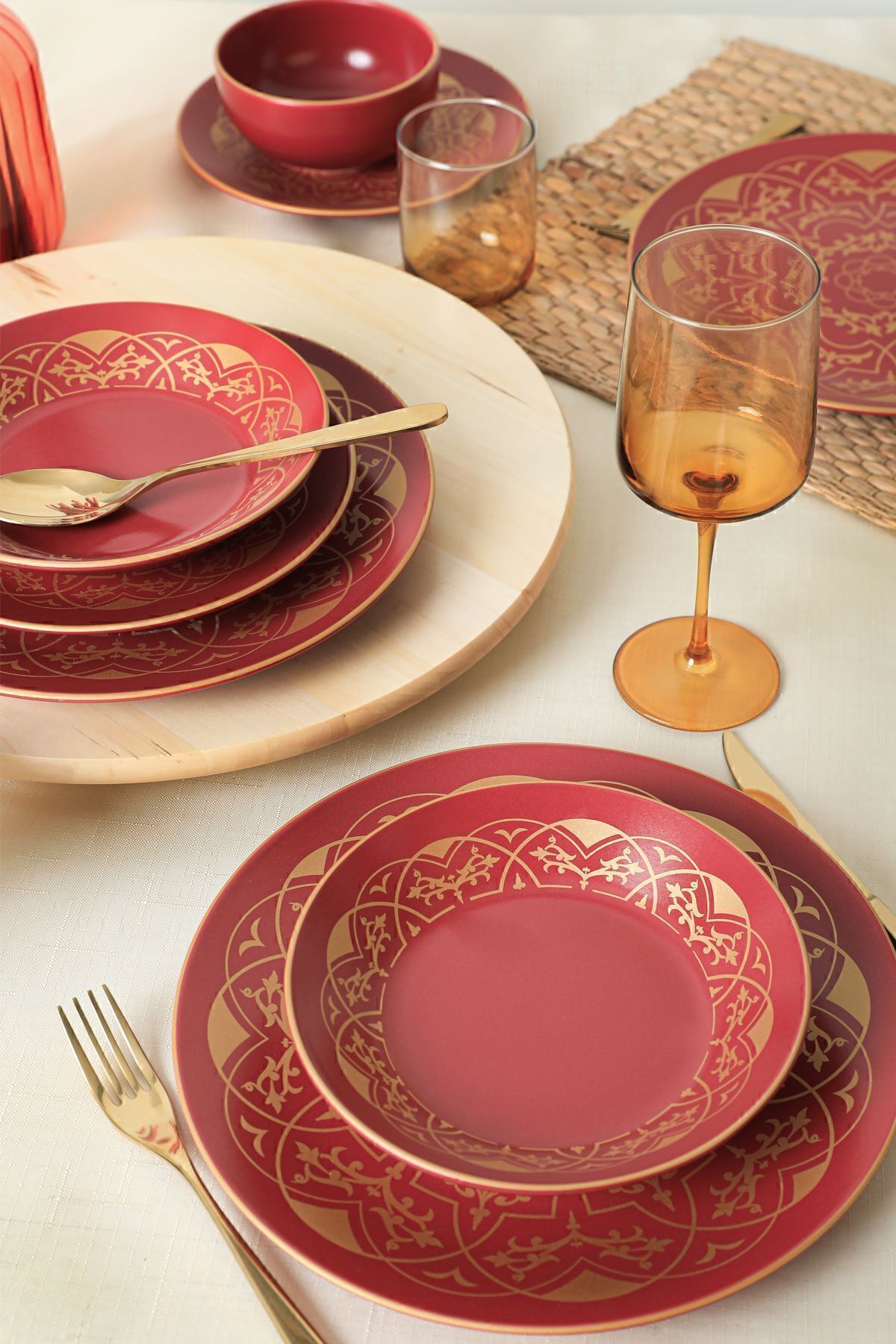 Keraart Hatırat Yemek Takımı 24 Parça 6 Kişilik 521