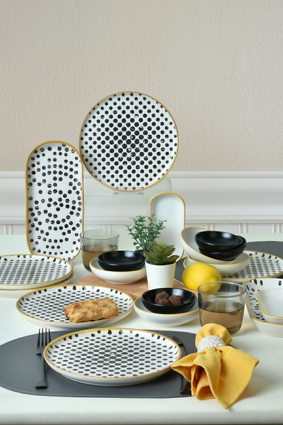 Keraart Polka Kahvaltı Takımı 18 Parça 6 Kişilik 19919-22-41