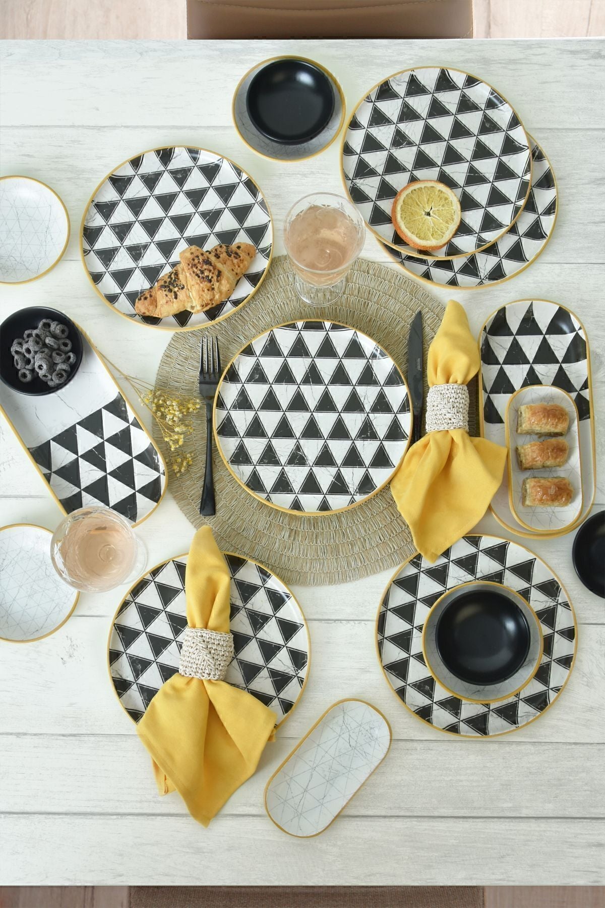 Keraart Trigon Kahvaltı Takımı 18 Parça 6 Kişilik 18765-67-69