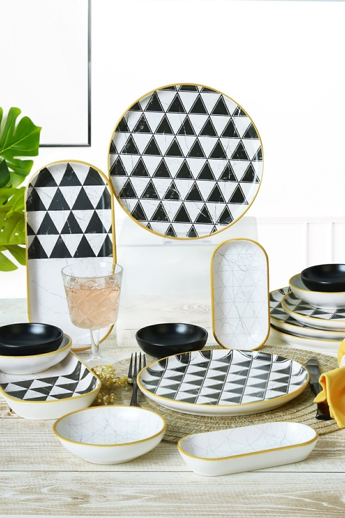 Keraart Trigon Kahvaltı Takımı 18 Parça 6 Kişilik 18765-67-69