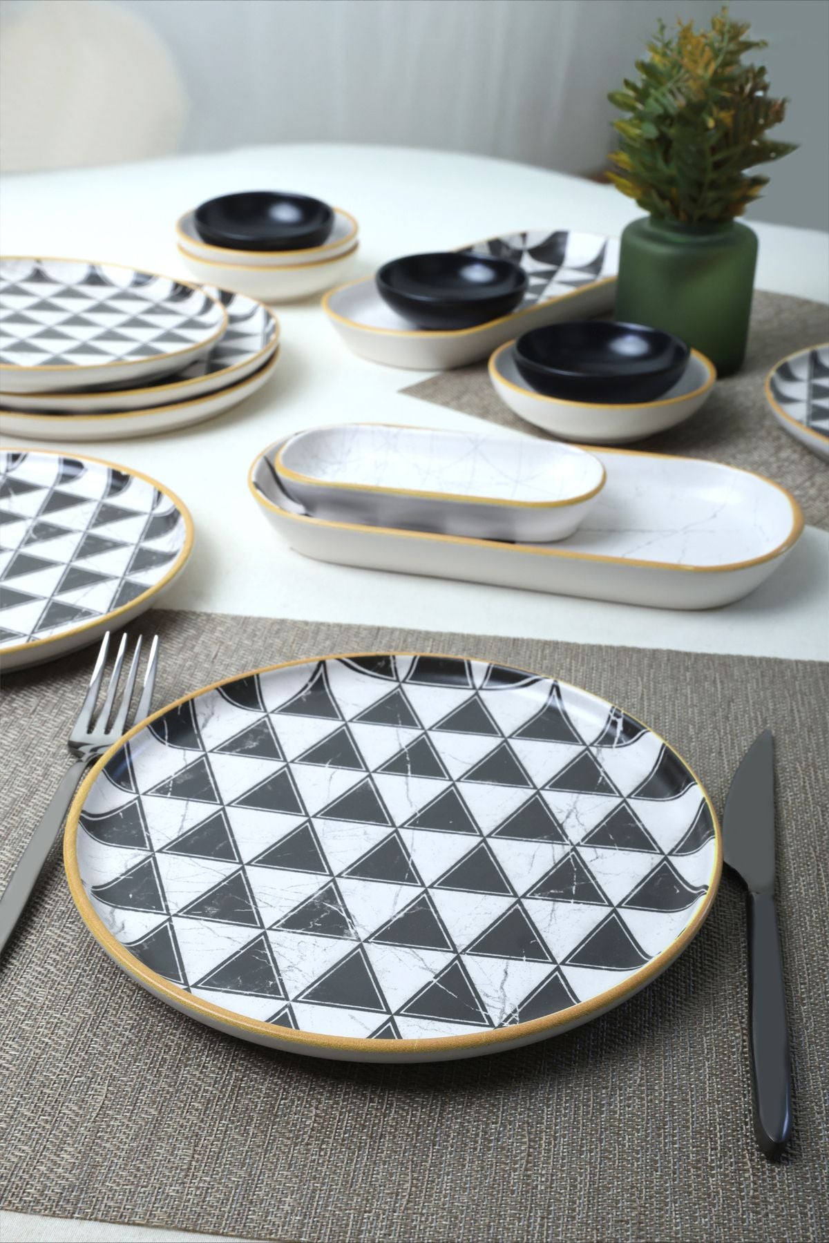 Keraart Trigon Kahvaltı Takımı 18 Parça 6 Kişilik 18765-67-69