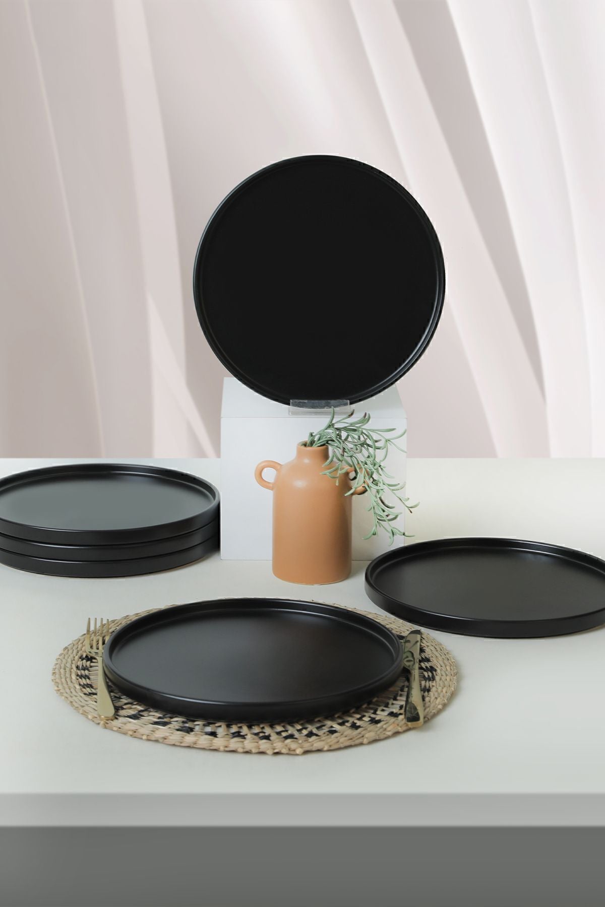 Mat Siyah Stackable Servis Tabağı 27 Cm 6 Adet 956