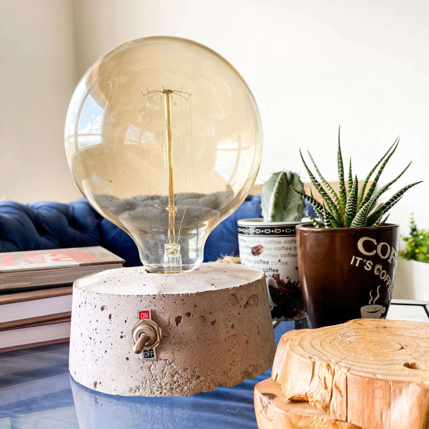 ReHome Chill Beton Masa Lambası