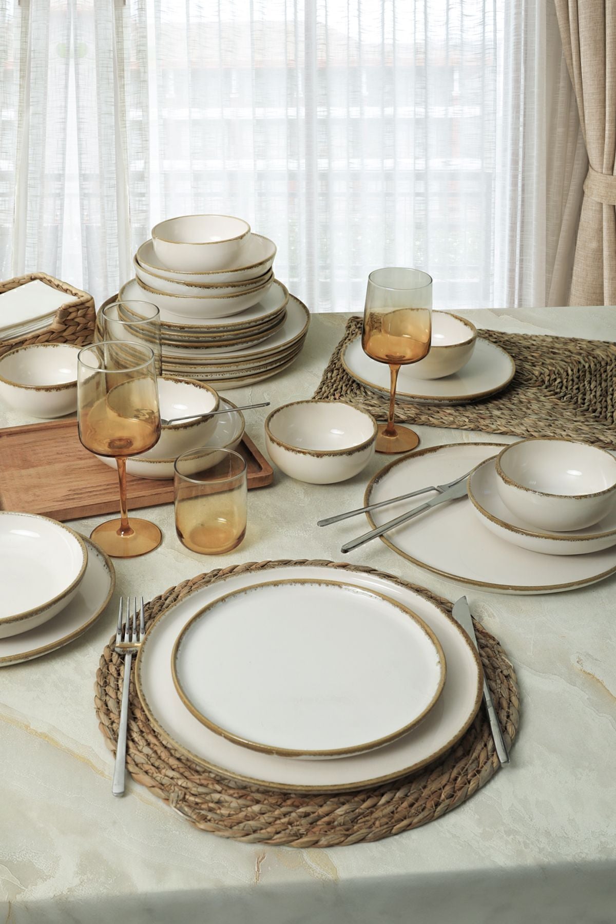 Straw Nordic Yemek Takımı 24 Parça 6 Kişilik